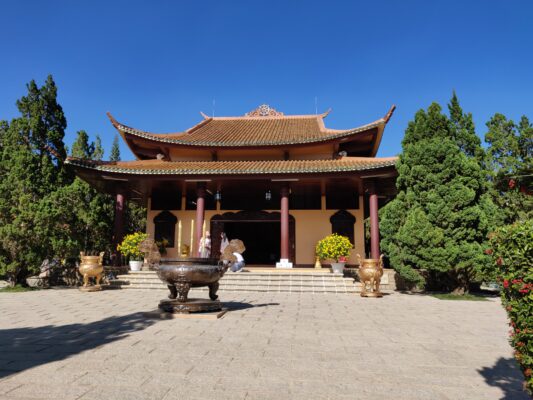Буддийский комплекс Чук Лам  (Thien Vien Truc Lam )